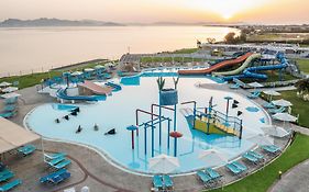 White Olive Marine Aquapark